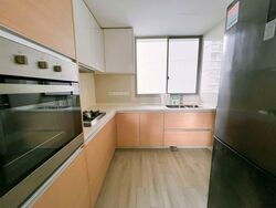 Sea Esta (D18), Condominium #588591341